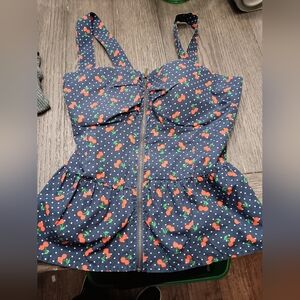 Womens Size Large, Iris Floral Smocked Top